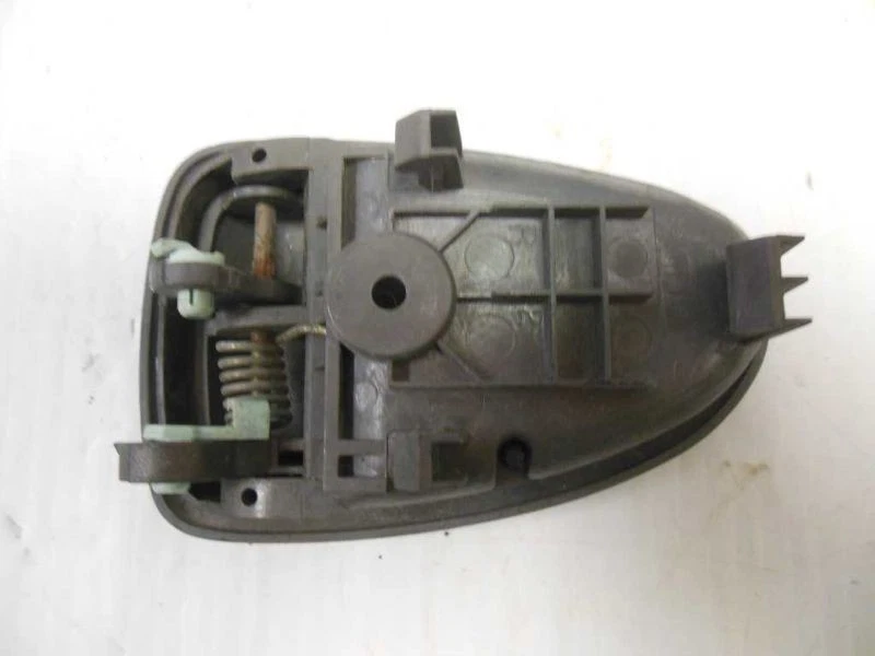 Manija interior de la puerta delantera derecha Hyundai Accent 2002 Foto 2 de 4