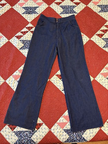 Vintage 70’s Super Denim brand High Waisted Jeans With 🍑 Stitching Detail