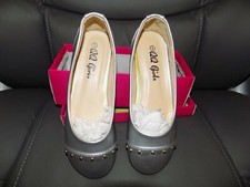 QQ GIRLS SILVER PATENT STUDDED FLATS SIZE 2 GIRLS NEW