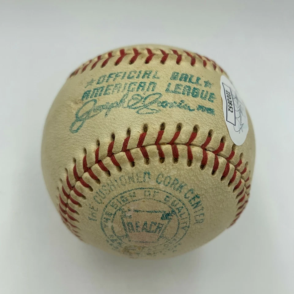 Sonny Siebert Playing Days Firmado Años 60 Liga Americana Béisbol Certificado de Autenticidad JSA Foto 2 de 4