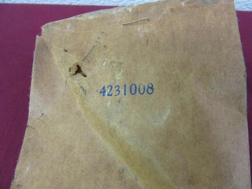 Nuevo de Lote Antiguo 1949 serie 76 78 88 98 palanca de bloqueo de maletero y clip GM 4231008 dp Foto 2 de 4