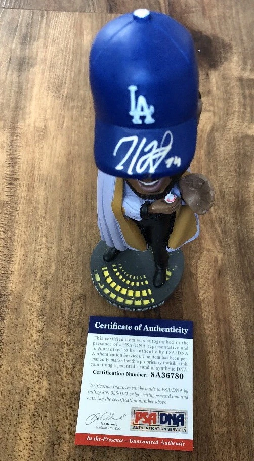 KENLEY JANSEN FIRMADO STAR WARS BOBBLEHEAD IDODGERS AUTOGRAFIADO PSA/ADN CERTIFICADO DE AUTENTICIDAD SGA Foto 3 de 4