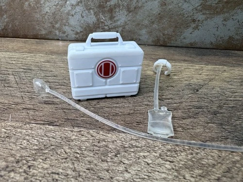 GI Joe Classified #186 Lifeline Suitcase W/ Oxygen Mask IV Bag Custom Fodder