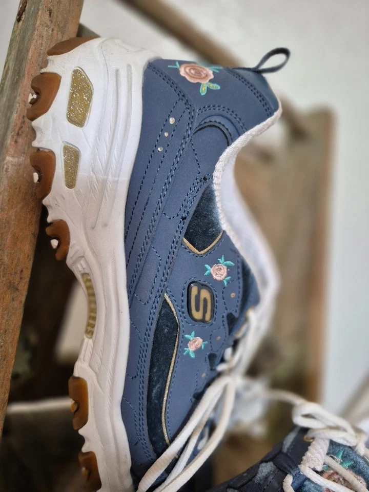 Tênis Feminino Skechers D’Lites Skechers Rose Blooms Tamanho 11 #13084 - Imagem 4 de 4