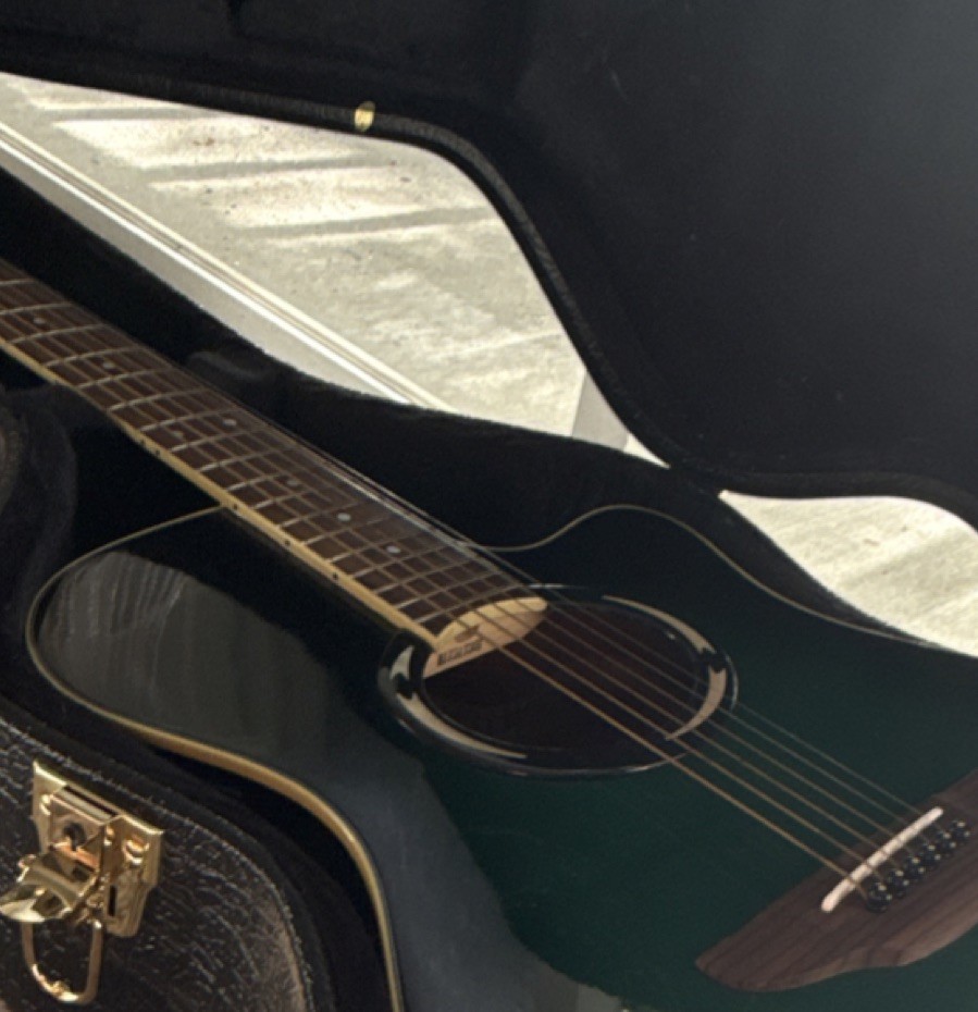 Yamaha APX500III APX Series 6-String Acoustic-Electric Guitar