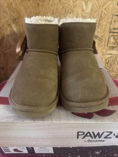 NEW PAWZ By Bearpaw Amelia Women s Size 6 Hickory 220 Genuine Suede Ankle Boots