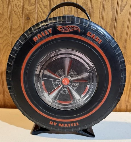 Hot Wheels Redline 12 Car Rally Case by Mattel Carrying Wheel