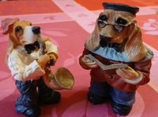 2 sujets basset hound en résine
