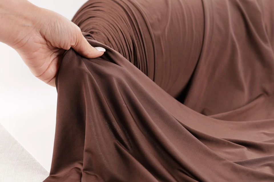 Tela elástica de 4 vías marrón venequia por yarda 60" de ancho 1266 Foto 4 de 4