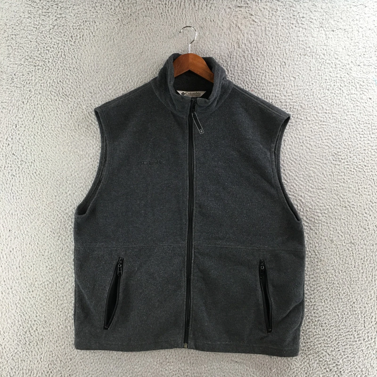 Columbia Vest Mens L Gray Full Zip Sleeveless Mock Neck Pockets Casual Comfort