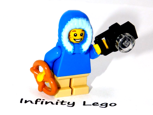 LEGO 2015 Boy with Pretzel and Camera Minifigure City Advent Calendar (60099) - Bild 1 von 3