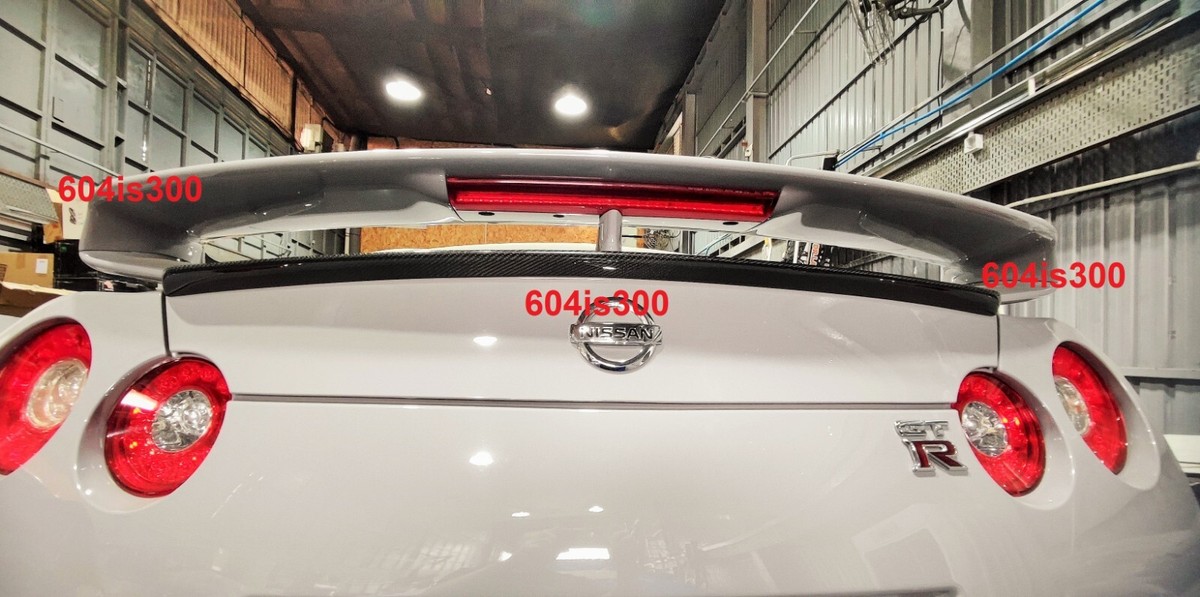Carbon Fiber Trunk Lip Spoiler Ducktail VS Style FOR R35 GTR 2007