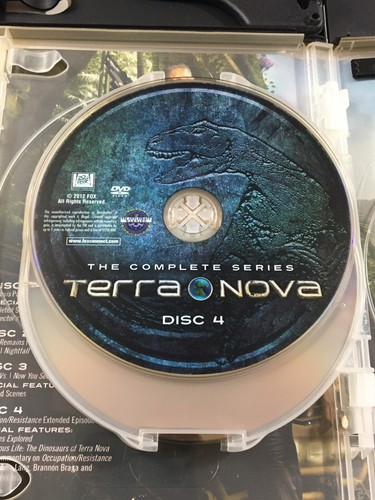 12 Kids DVDs POTC Indiana Jones Ghostbusters 1 & 2 Short Circuit Mr Limpet &More - Picture 14 of 16
