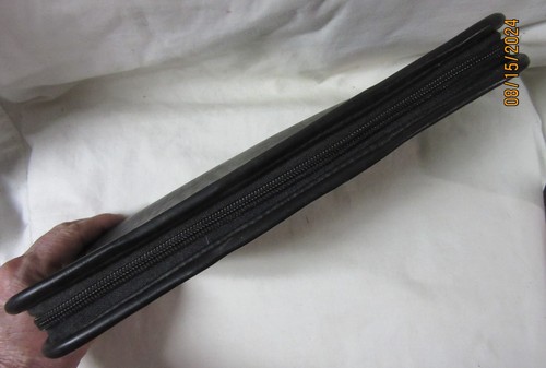 16-Disc CD DVD "CD Projects" Case Storage Bag, Black, Used - Picture 4 of 7