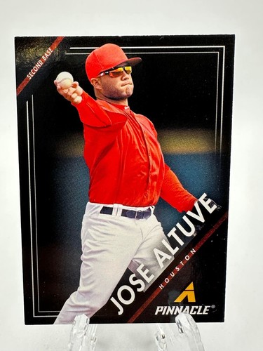 2013 Panini Pinnacle Jose Altuve #120 - Picture 1 of 2