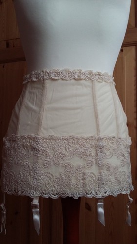 Parigi 1971 reggicalze color champagne made in Italy tg. S NUOVO - Foto 11 di 19