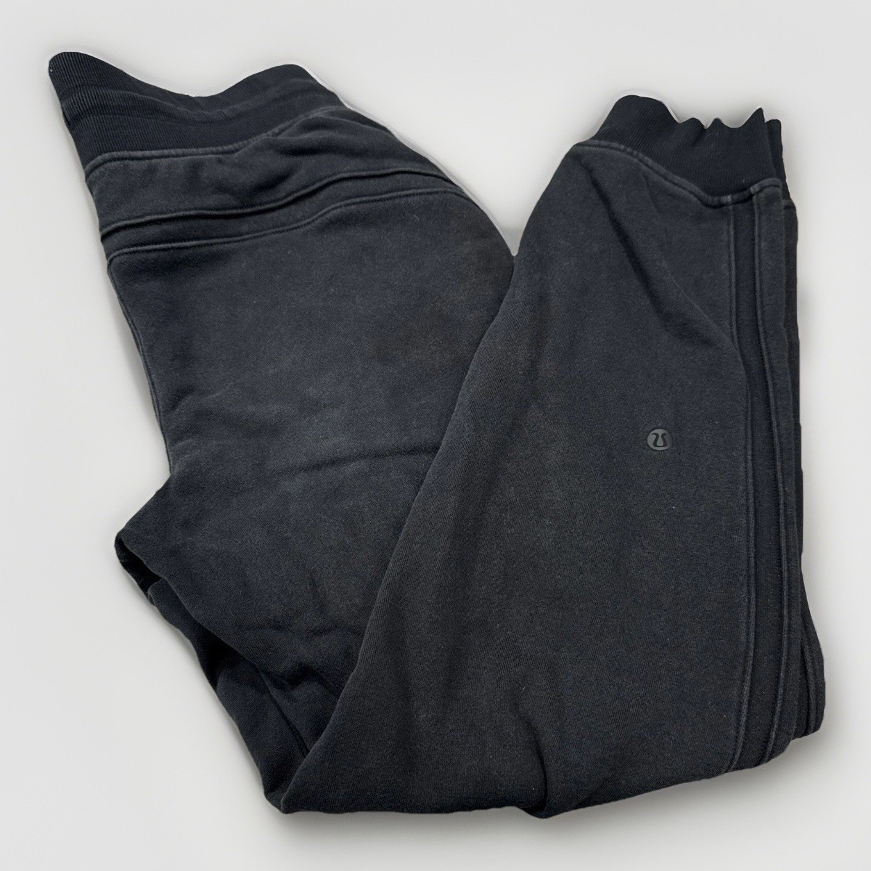 Lululemon Scuba High-Rise Jogger Black Size 6 Fleece Sweatpants Womens Wash/Fade