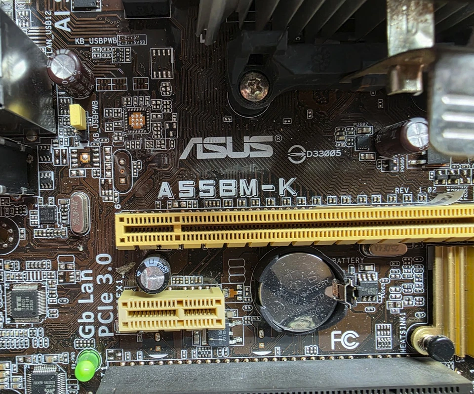 PC BUNDLE A55BM-K A8-6600 CPU 4GB DDR3 500GB HDD W/ IO SHIELD/FAN CHROMEOS-FLEX - Image 2 of 4