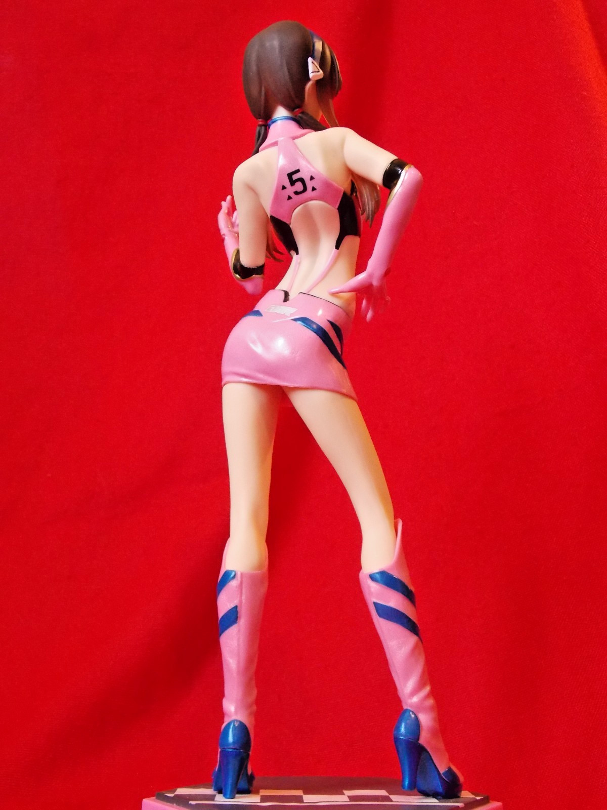 FIGURA SEGA 2024 MARI MAKINAMI EVANGELION Luminasta altura 8" 21 cm ANIME UK