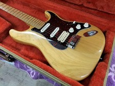 FENDER USA AMERICAN DELUXE STRATOCASTER Electric Guitar JP