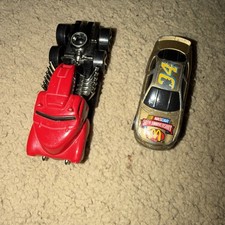 4 Long Red Hot Wheels Mattel  Rock n Race Sem...