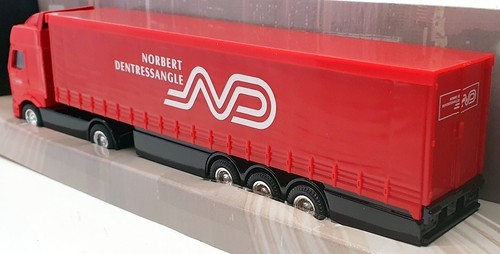 Corgi 1/64 Scale Model Truck 59543 - Renault Curtainside Norbert Dentressangle - Picture 2 of 5
