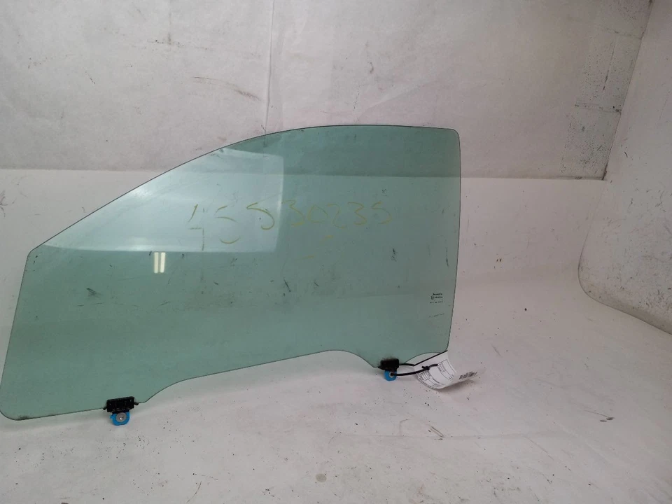 VIDRIO PUERTA CONDUCTOR DELANTERO compatible con MITSUBISHI OUTLANDER 2011-2020 OEM Foto 3 de 4