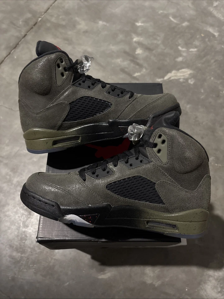 Talla 13 - Jordan 5 Retro Fear Pack 2013 Nunca Usado Foto 2 de 4