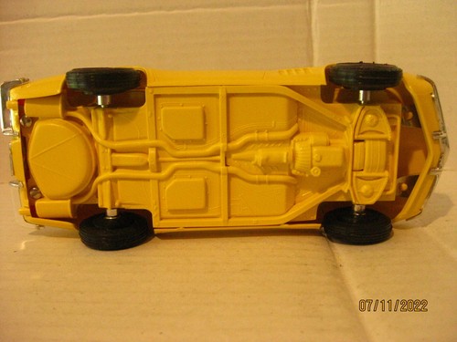 1969 Chevrolet Corvette Maßstab 1:25 - PROMO BY MPC, MEADOWDALE GELB MIT BOX!! - Bild 11 von 11