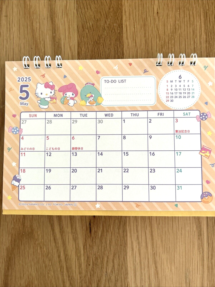 Japan Limited Sanrio Hello Kitty 2025 Desktop Calendar 7.1 x 5.2in Made