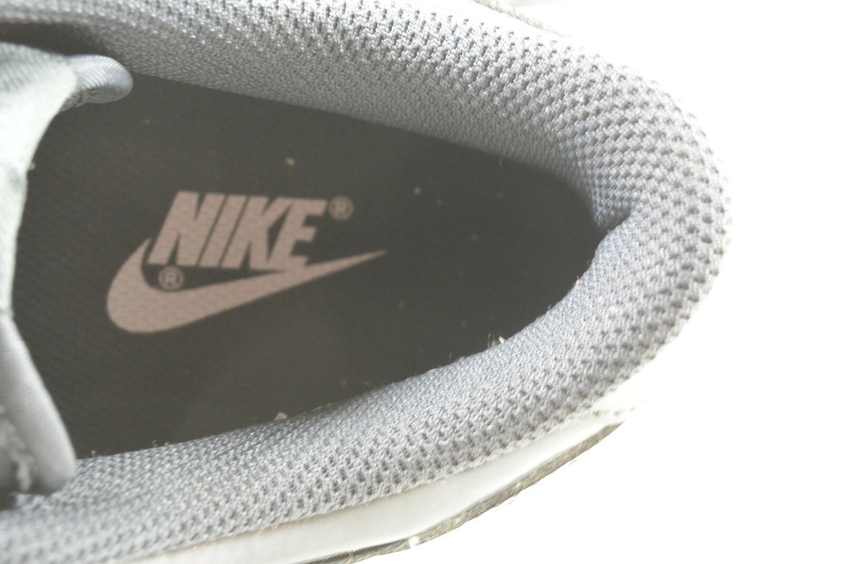 DS 2010 NIKE DUNK LOW PATENT LEATHER ANTHRACITE MELTED