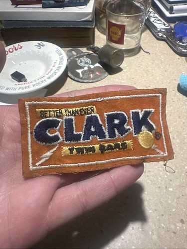 Vintage Clark Bar Embroidered Patch Chocolate - Picture 2 of 3