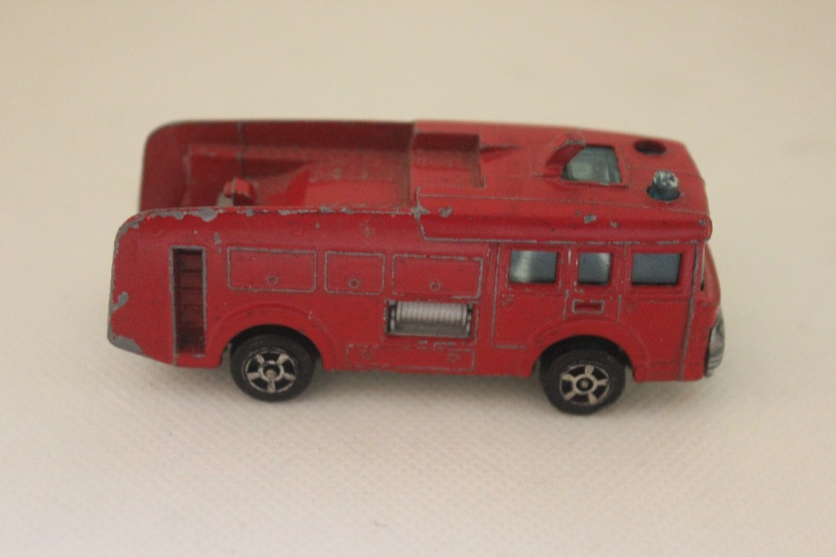 ミニカー ERF Fire Engine Water Tender Corgi Juniors Whizwheels ERF Fire Engine Water Tender Made