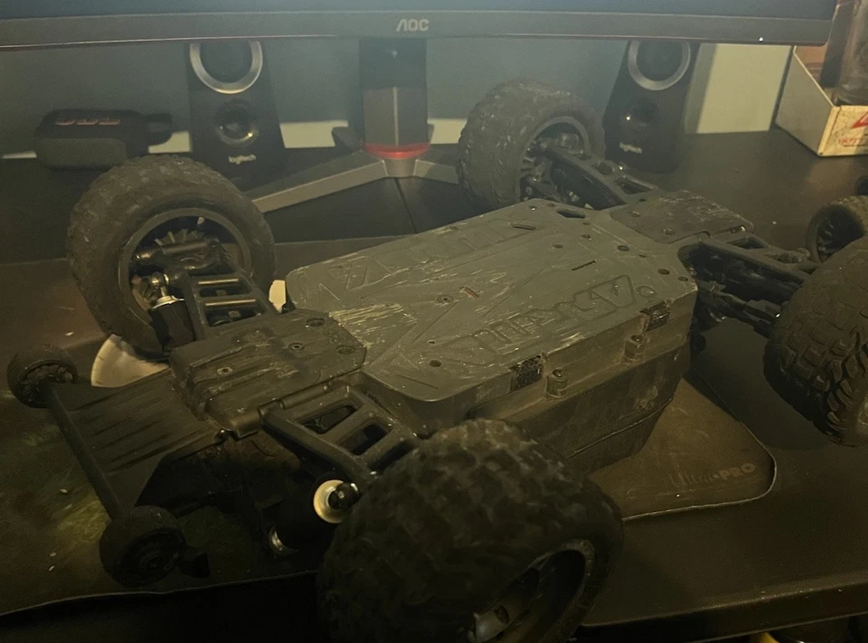 ARRMA Vorteks 4x4 3S BLX escala 1/10 sin escobillas 60 mph Foto 4 de 4
