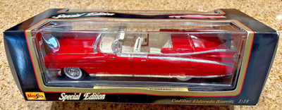 Maisto 1959 White Cadillac Eldorado Biarritz Special Edition 1:18