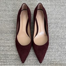 Gianvito Rossi Suede Burgundy Pump Sz 39