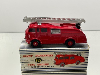 DINKY TOYS 955 FIRE ENGINE WITH EXTENDING LADDER -RED L14.0cm- VERY GOOD IN BOX