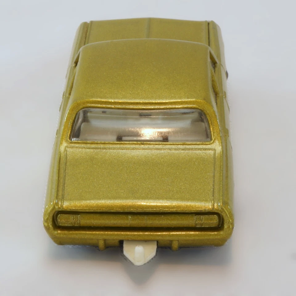 Vintage Lesney Matchbox Gold Opel Diplomat No 36 NO BOX - Image 4 of 4