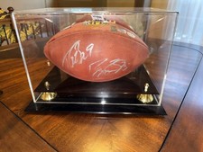 Drew Brees Reggie Bush auto football Saints - Includes COA & display case (pic)