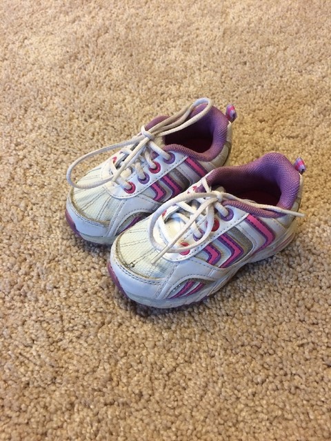 girls tennis shoes size 3