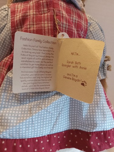 Sarah Beth Spangler con Orsi Annie Boyds 4015933 Collezione Fashion Families - Foto 3 di 7