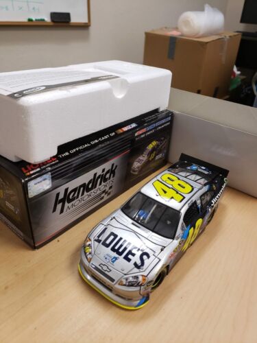 Jimmie Johnson 2011 Lowe's JJF Standard 1:24 Hendrick Chevrolet 319/1173