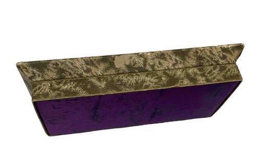 Scatola di presentazione Djer Kiss per rossetto compatto e profumo viola velluto satinato - Foto 8 di 12