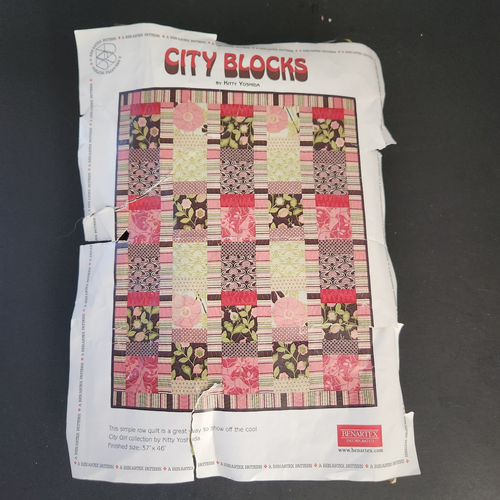 Benartex Pre Cut Quilt Top Fabric Kit City Blocks by Kitty Yoshida - Picture 2 of 17