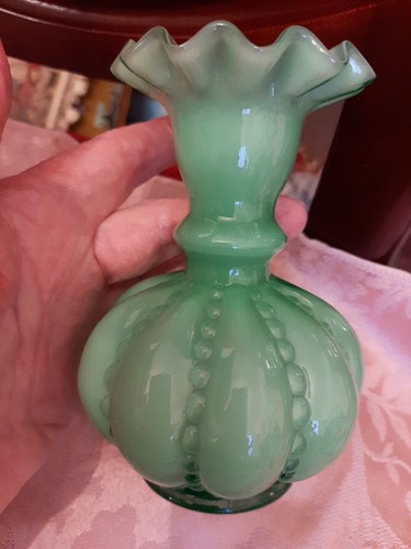Vintage Fenton Green 1940 Overlay Beaded Melon Sm Vase! 4-1/2"EXTREMELY RARE!!A+ - Picture 6 of 6