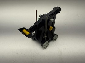 Vintage LEGO 6030 Catapult Black Falcons Castle 1984 2 Minifigures