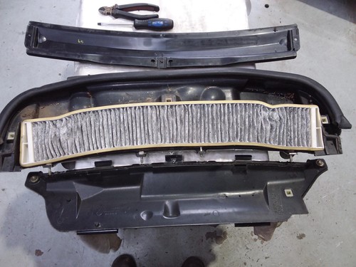 BMW 3 SERIES E46, 09/98-07/06 Cabin filter housing