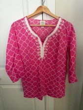 St. John’s Bay Pink and White Top/Tunic-Esque Alhambra Pattern, Size M. Pretty!