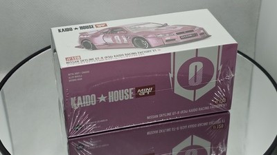 NISSAN SKYLINE GT-R R34 RHD #0 PINK KAIDO HOUSE 1/64 DIECAST BY
