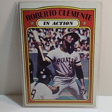 1972 Topps - In Action Roberto Clemente #310
